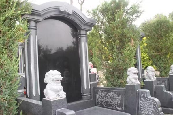 沈阳墓园价格表中的壁葬和墓地哪个好？